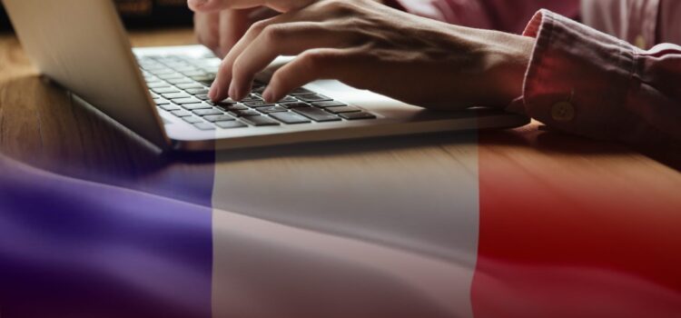 Для здобувачів вищої освіти К-ПНУ оголошено конкурс на отримання стипендій уряду Франції
