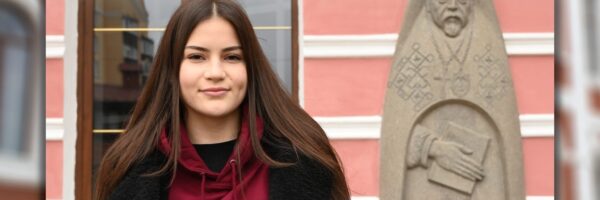 Вітаємо студентку Софію Донець із перемогою в конкурсі на участь у Програмі ЄС Еразмус+ у Римському університеті Ла Сапієнца