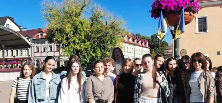 Пізнавальна екскурсія для першокурсників Пізнавальна екскурсія для першокурсників