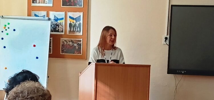 Гостьова лекція на тему «Ціна лайка та репосту: відповідальність за фейкові дописи та коментарі в Інтернеті» Гостьова лекція на тему «Ціна лайка та репосту: відповідальність за фейкові дописи та коментарі в Інтернеті»